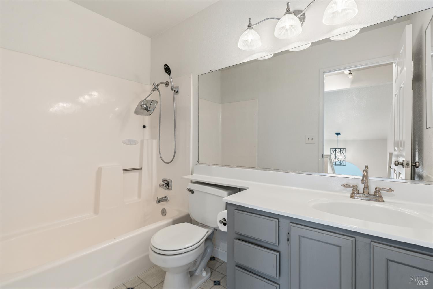 131 Cambridge Drive Vacaville CA 95687