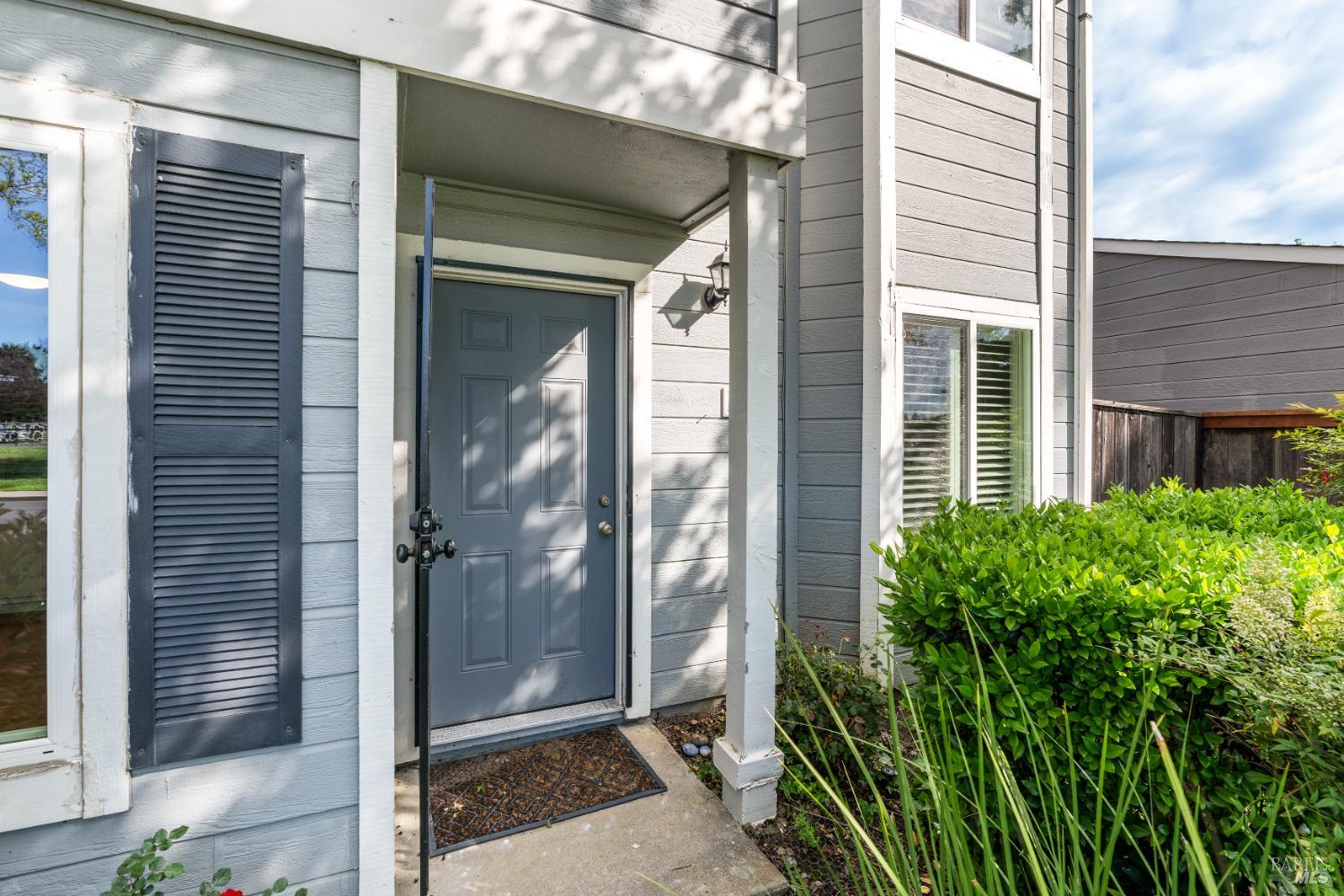 131 Cambridge Drive Vacaville CA 95687