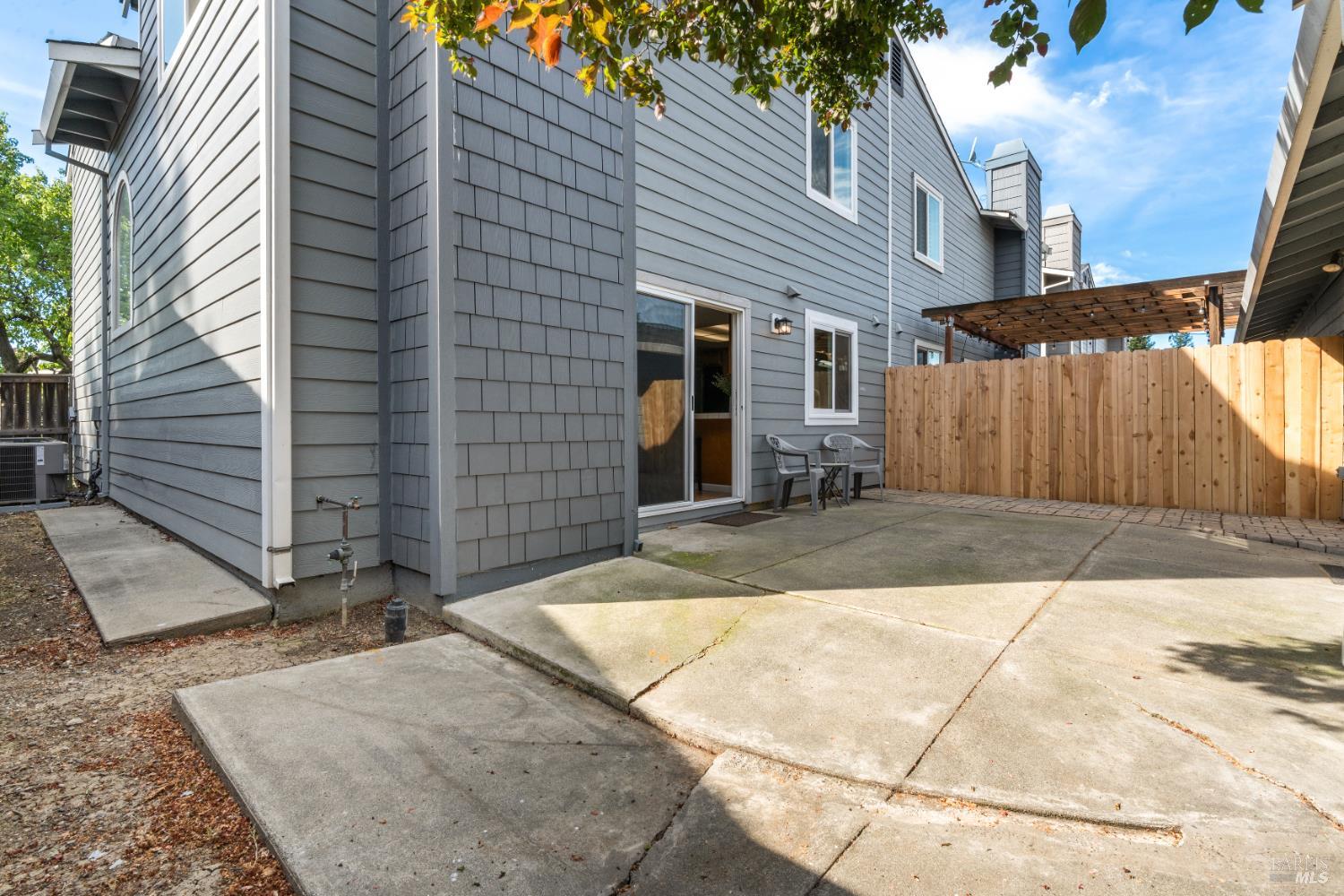 131 Cambridge Drive Vacaville CA 95687