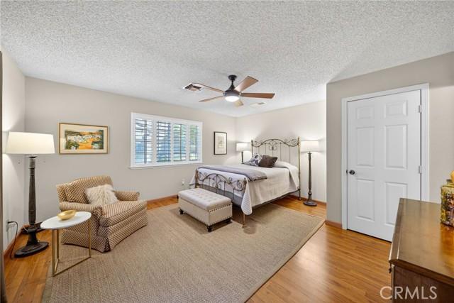 2433 W 3rd Madera CA 93637