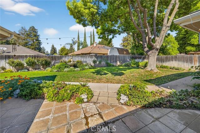 2433 W 3rd Madera CA 93637