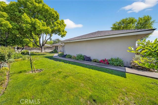 2433 W 3rd Madera CA 93637
