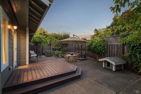614 Shagbark Street Windsor CA 95492