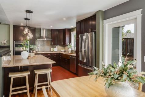 614 Shagbark Street Windsor CA 95492