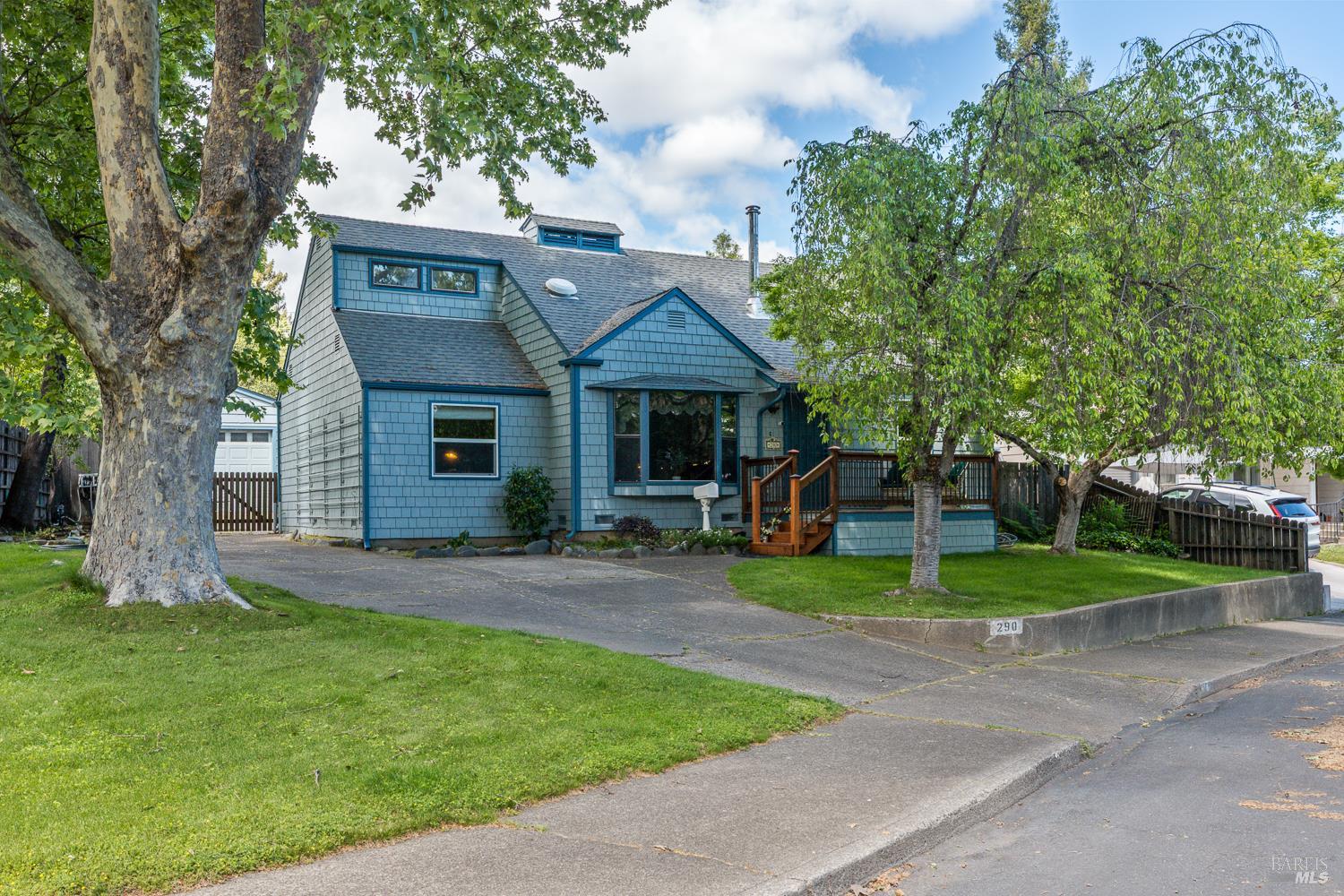 290 Mendocino Drive Ukiah CA 95482