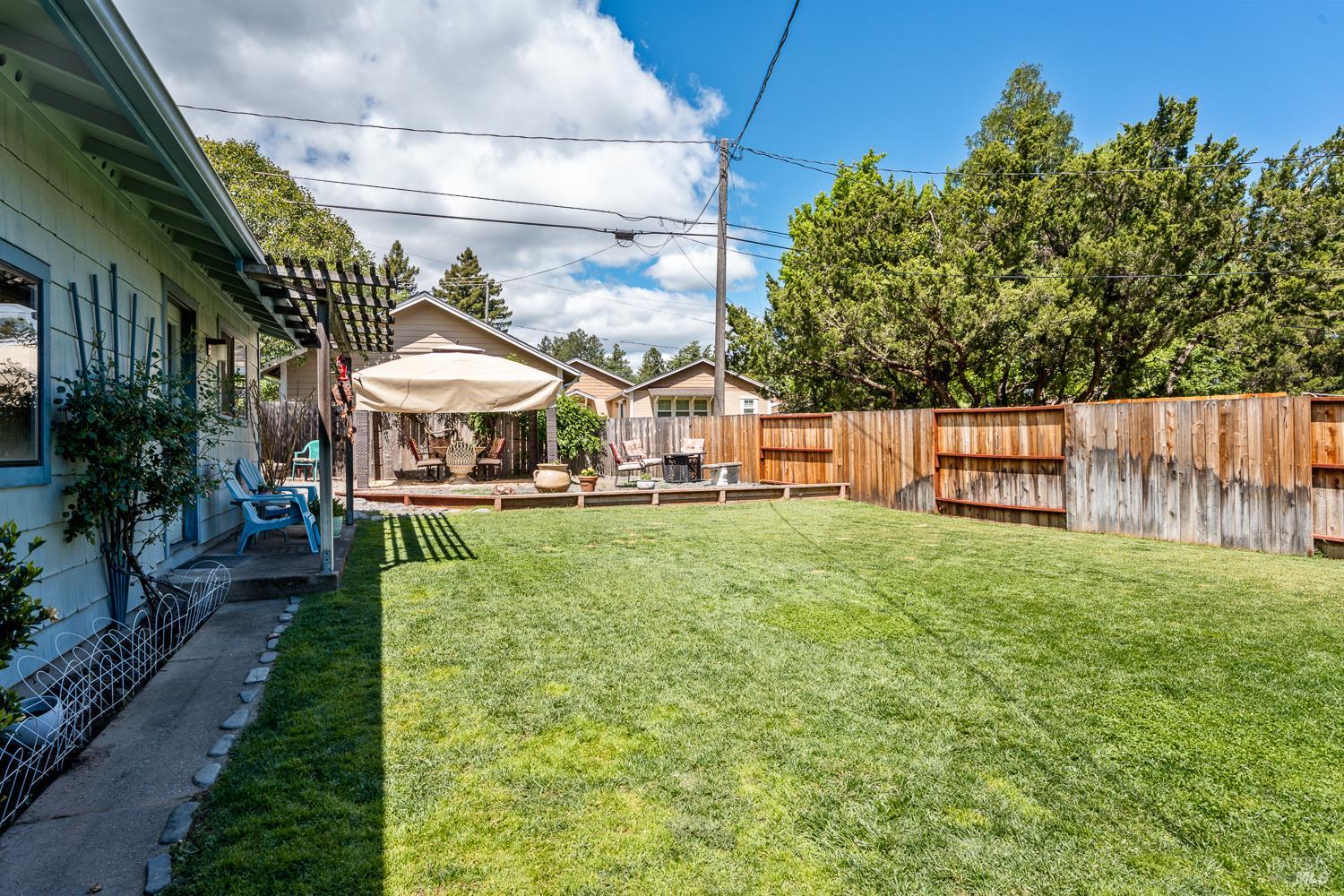 290 Mendocino Drive Ukiah CA 95482