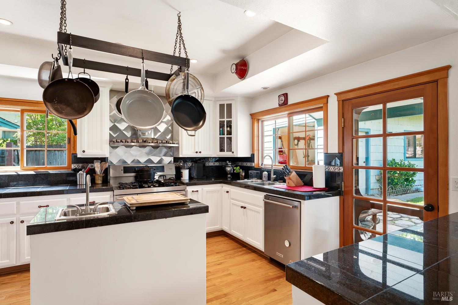 290 Mendocino Drive Ukiah CA 95482