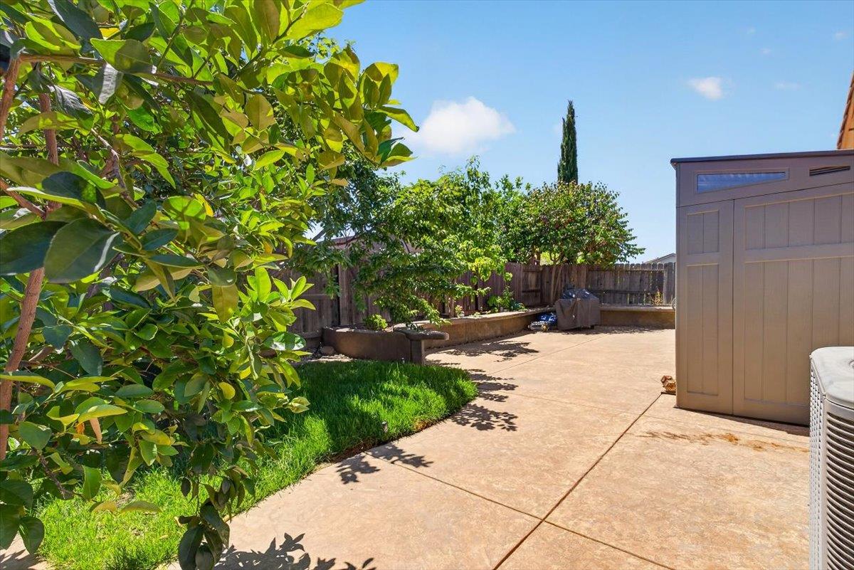 9536 N Cedar Point Way Sacramento CA 95829