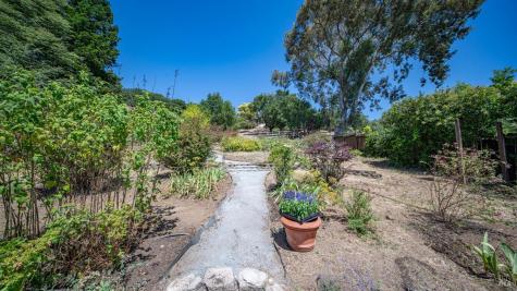 1132 Simmons Lane Novato CA 94945