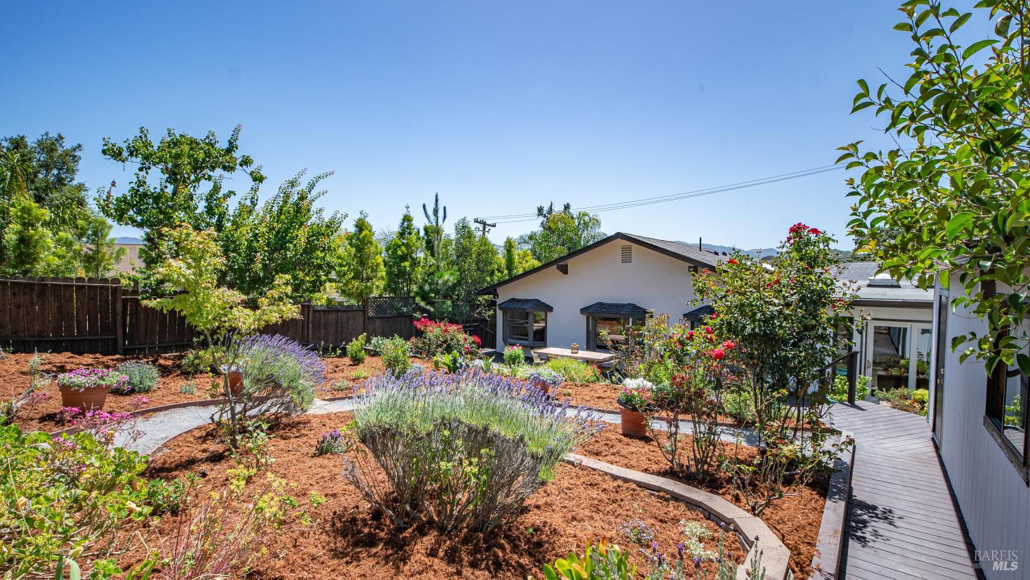 1132 Simmons Lane Novato CA 94945