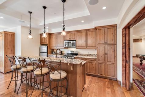 25084 Asti Road Geyserville CA 95425