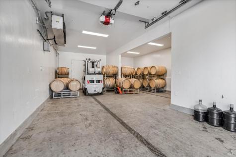 25084 Asti Road Geyserville CA 95425