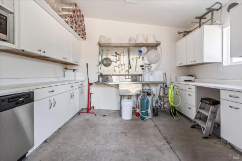 25084 Asti Road Geyserville CA 95425