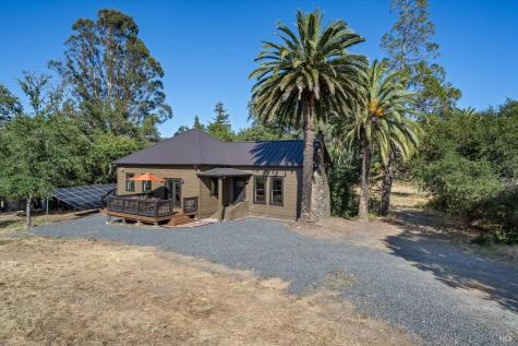 25084 Asti Road Geyserville CA 95425