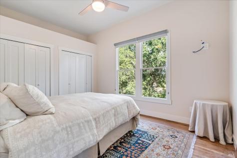 25084 Asti Road Geyserville CA 95425