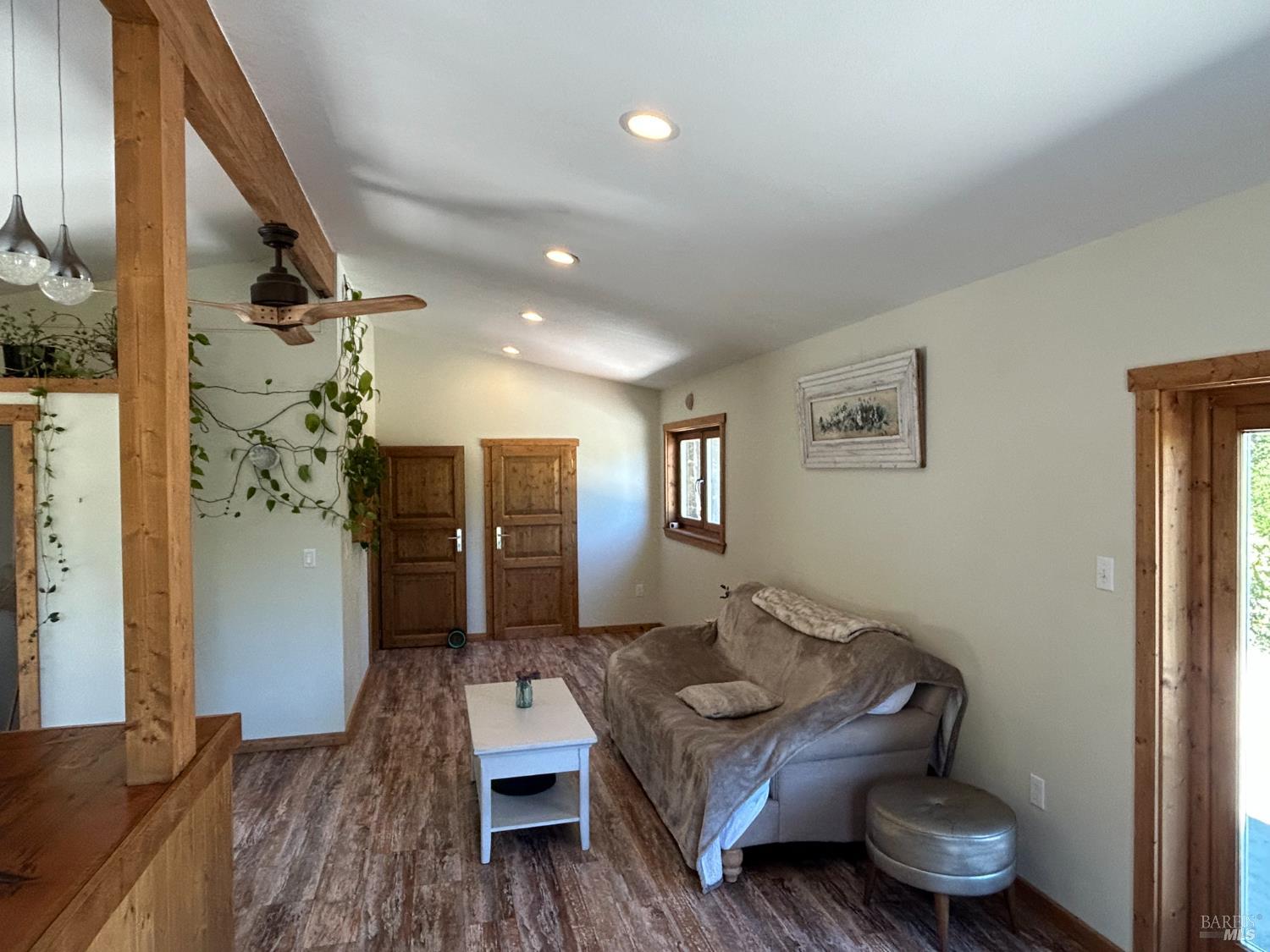 34620 Eureka Hill Road Point Arena CA 95468
