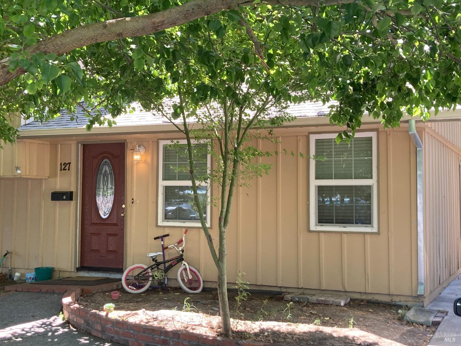 127 Sandalwood Court Santa Rosa CA 95401