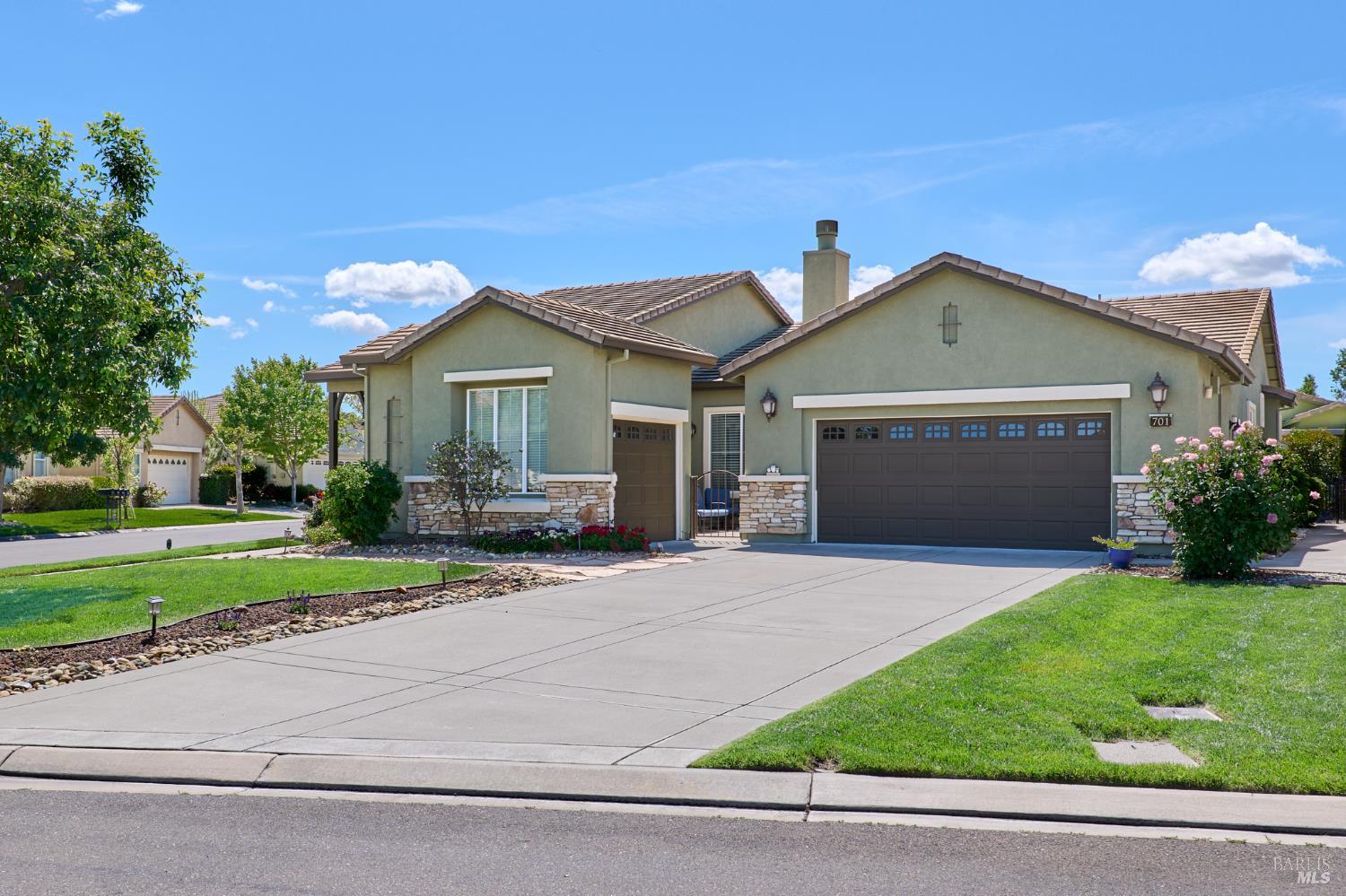 701 Cinnabar Hills Rio Vista CA 94571