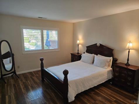 206 Indian Creek Drive Santa Rosa CA 95409