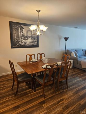 206 Indian Creek Drive Santa Rosa CA 95409