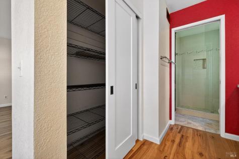 2757 Lakeview Drive Santa Rosa CA 95405