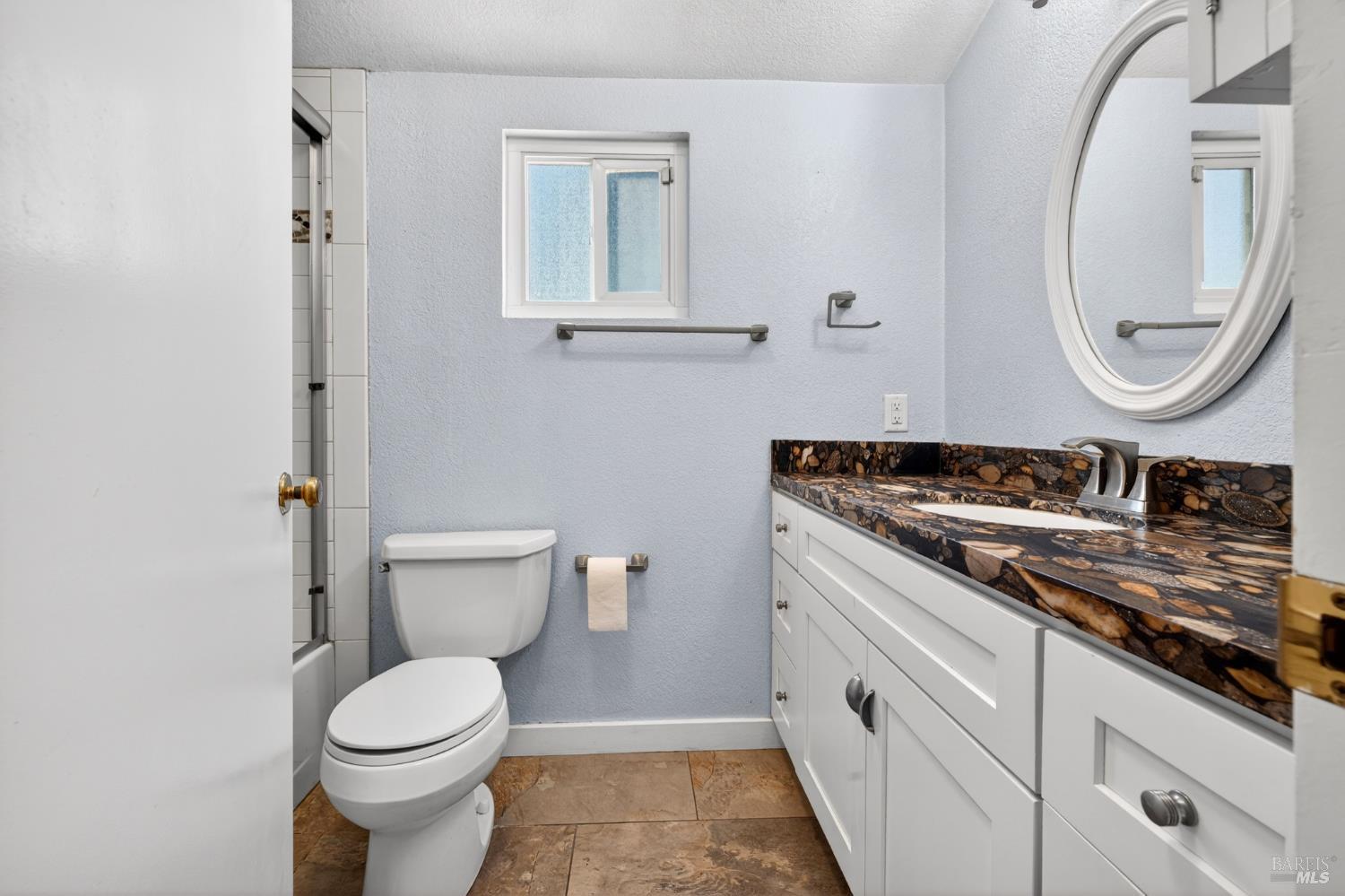 2757 Lakeview Drive Santa Rosa CA 95405