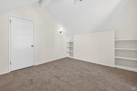 2757 Lakeview Drive Santa Rosa CA 95405