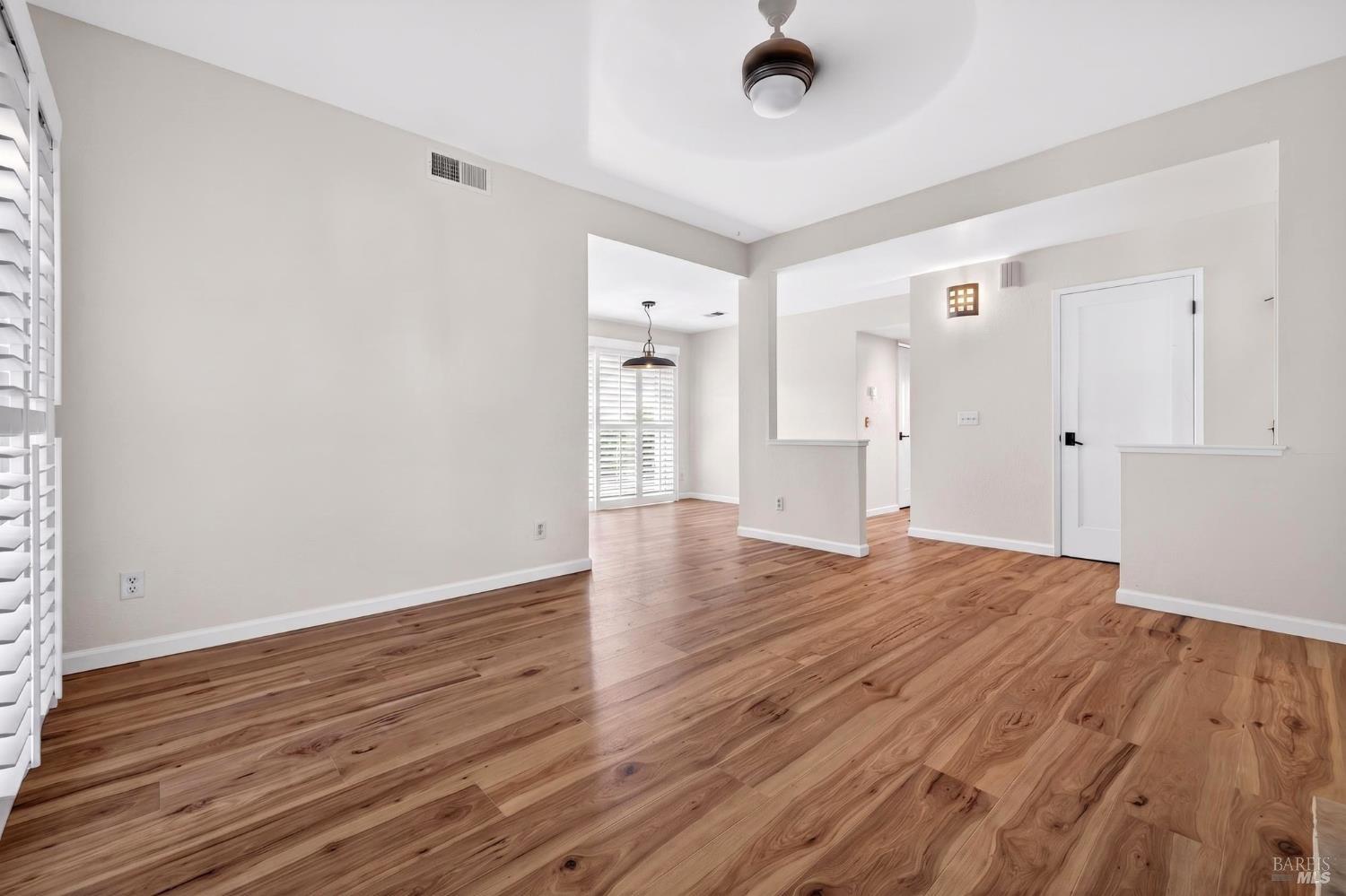 2757 Lakeview Drive Santa Rosa CA 95405
