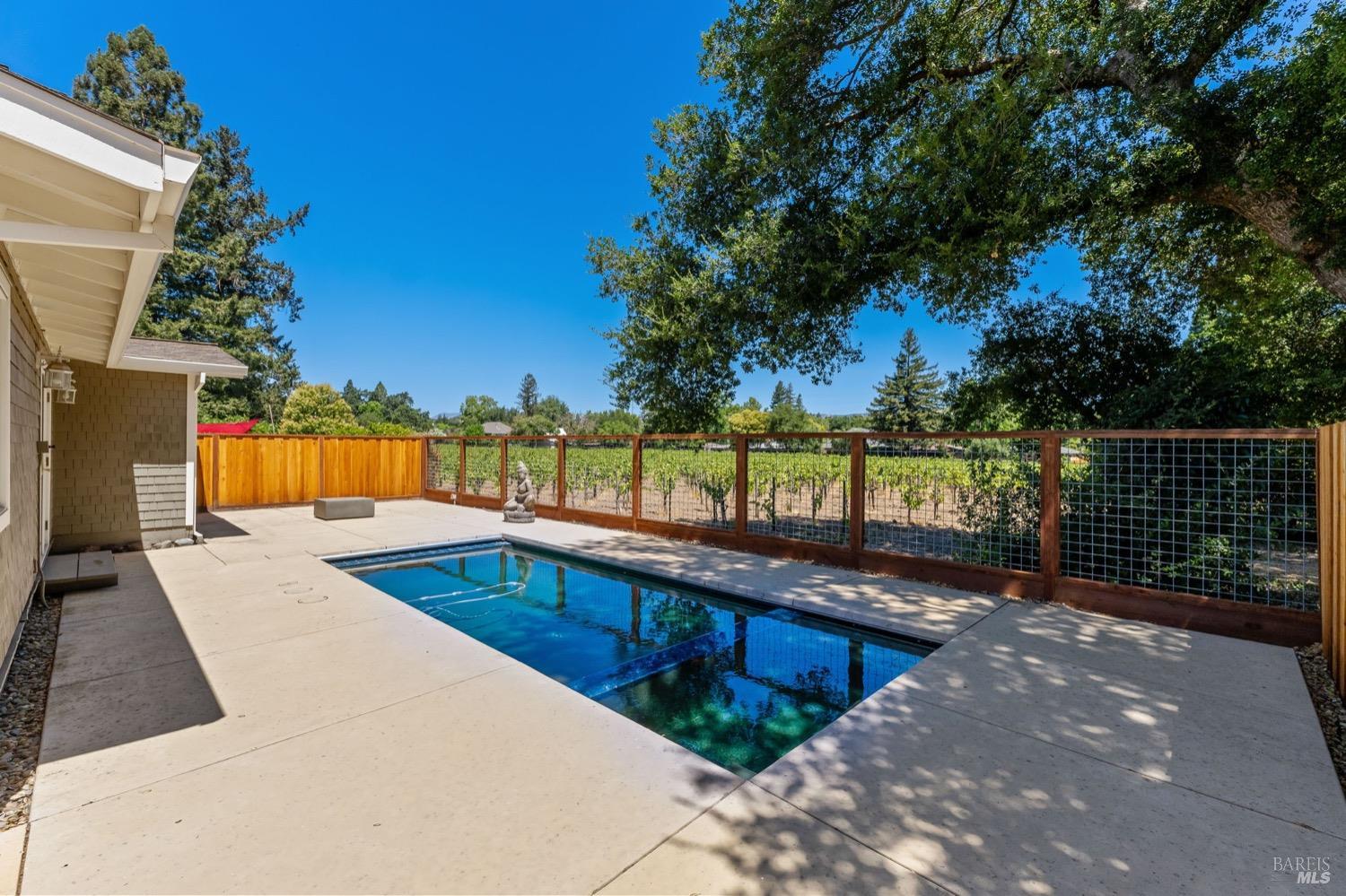 1040 Valley View Street St. Helena CA 94574