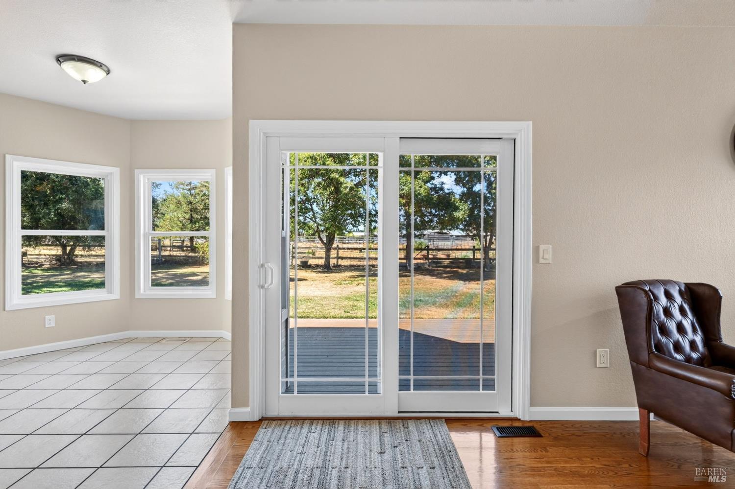 1623 Abramson Road Santa Rosa CA 95401