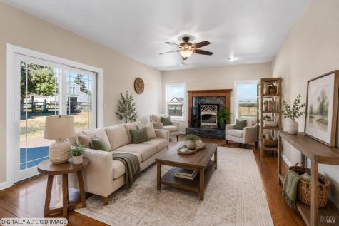 1623 Abramson Road Santa Rosa CA 95401