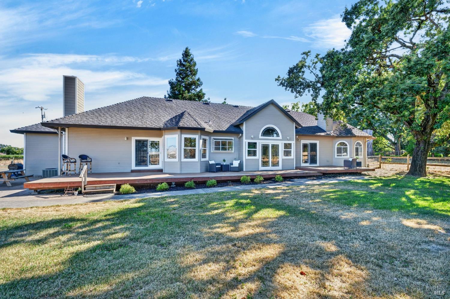1623 Abramson Road Santa Rosa CA 95401