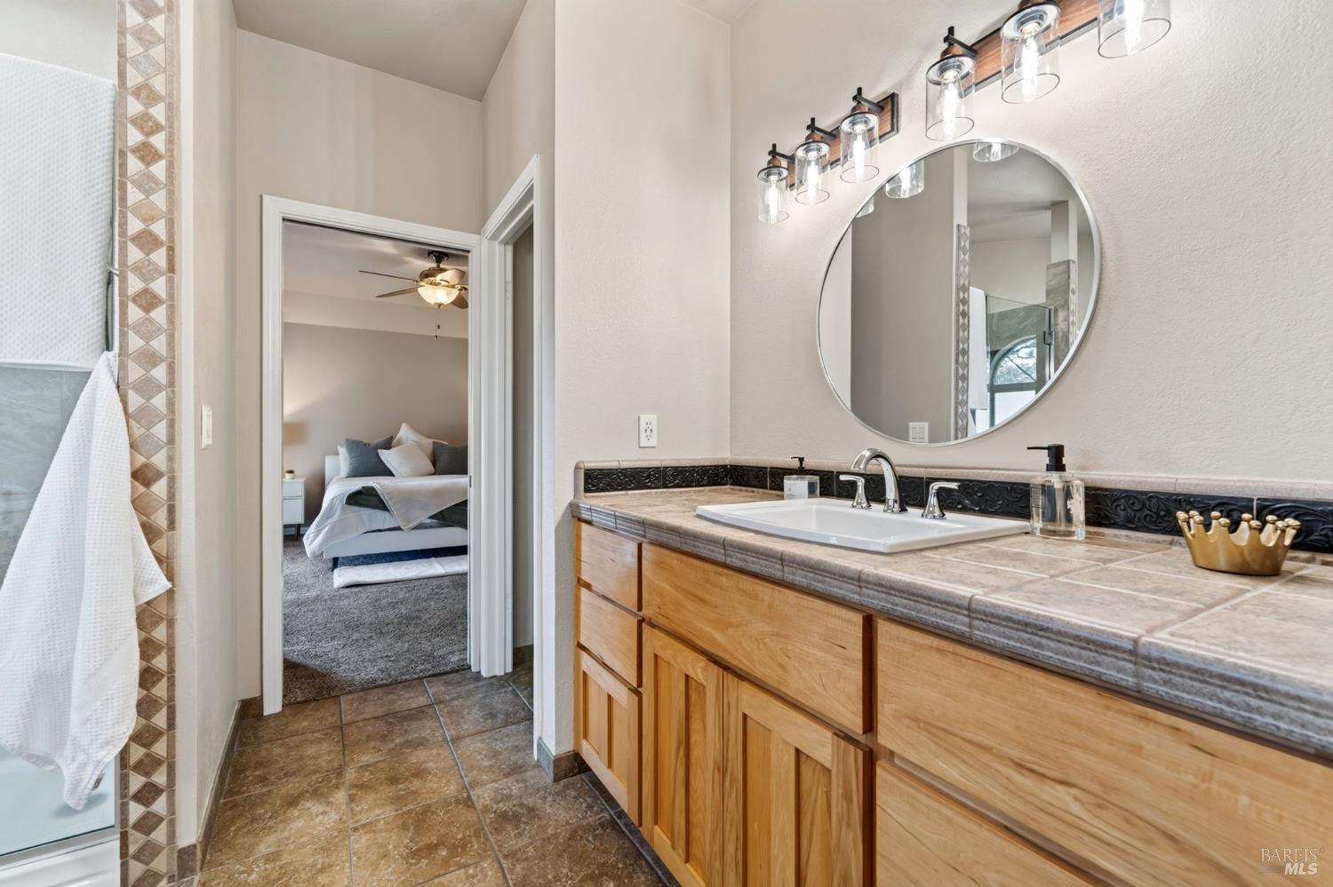 1623 Abramson Road Santa Rosa CA 95401