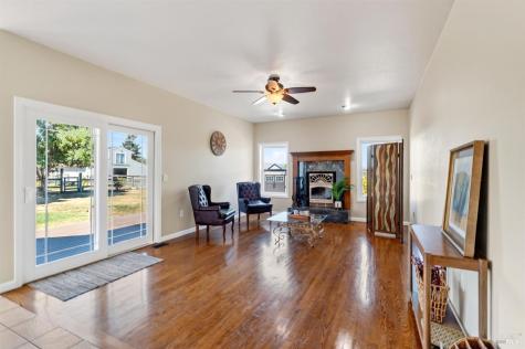 1623 Abramson Road Santa Rosa CA 95401