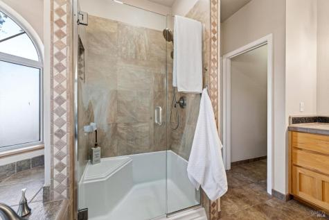 1623 Abramson Road Santa Rosa CA 95401