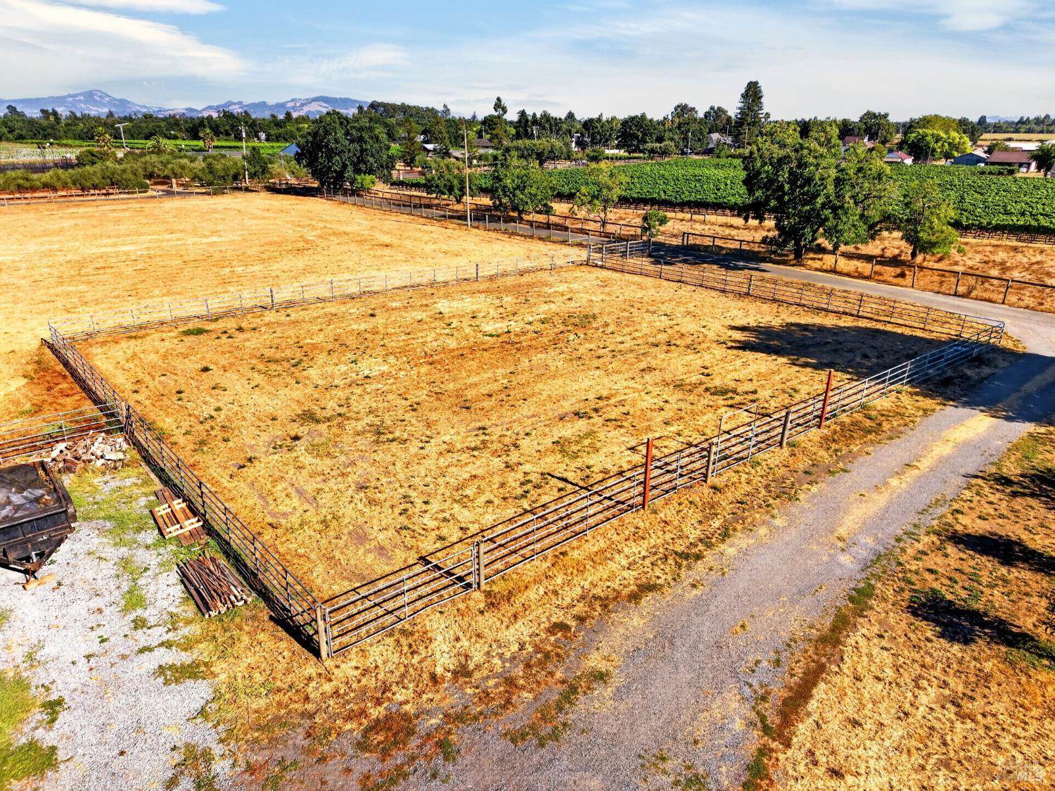 1623 Abramson Road Santa Rosa CA 95401