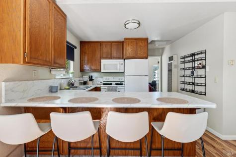 1623 Abramson Road Santa Rosa CA 95401