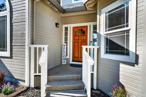 1623 Abramson Road Santa Rosa CA 95401