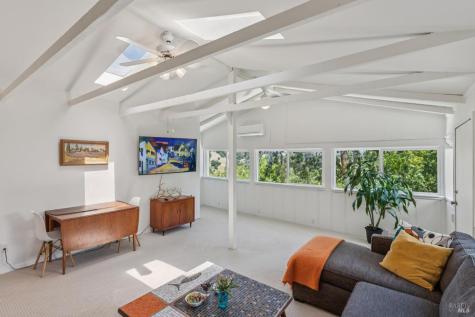 51 Berry Trail Fairfax CA 94930