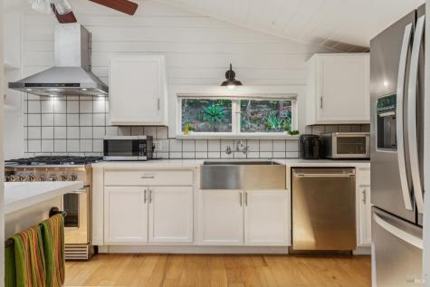 51 Berry Trail Fairfax CA 94930