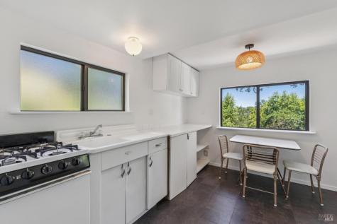 51 Berry Trail Fairfax CA 94930