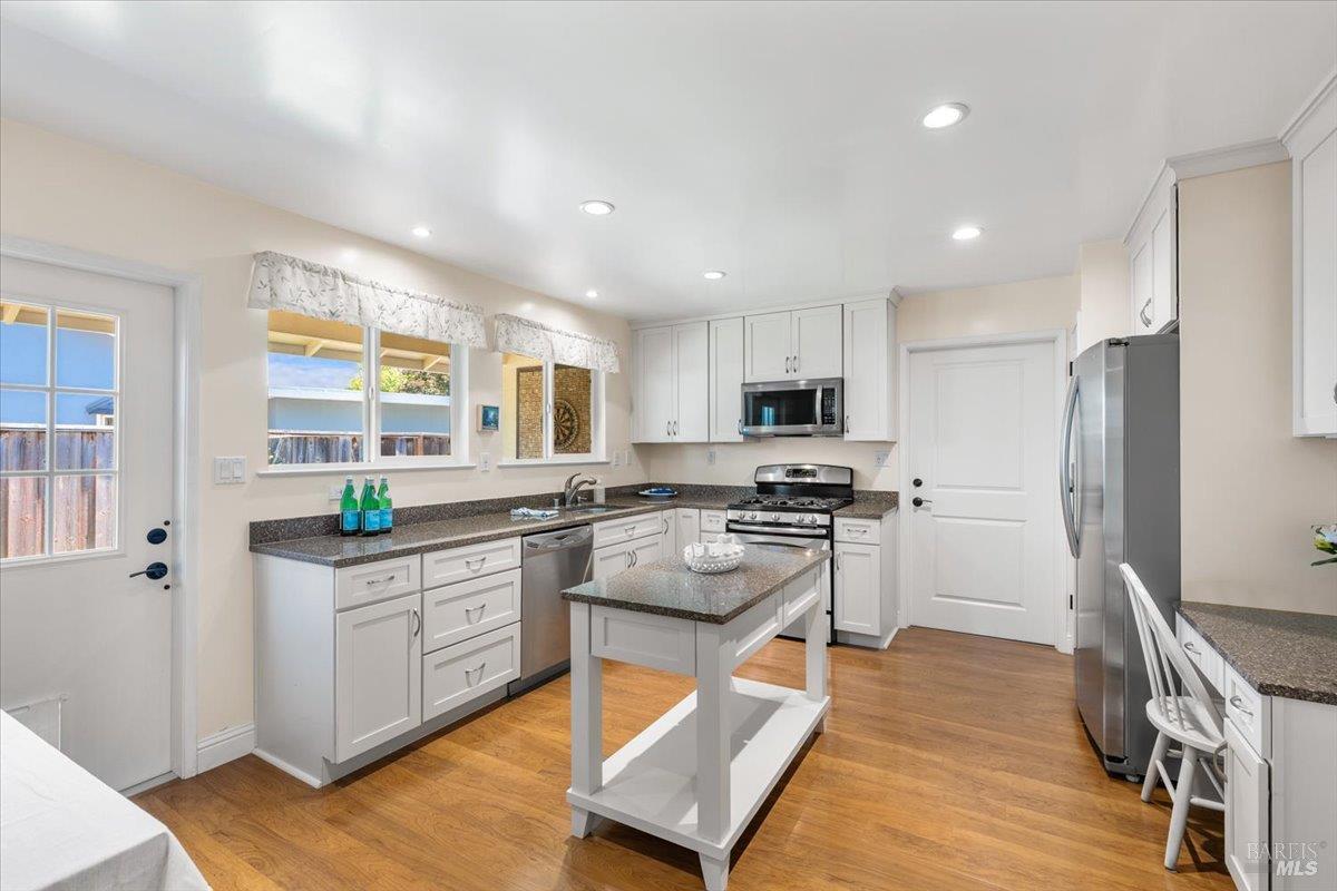 81 Temelec Circle Sonoma CA 95476