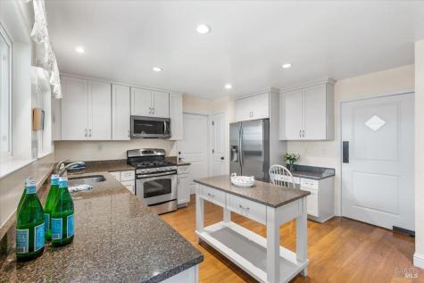 81 Temelec Circle Sonoma CA 95476