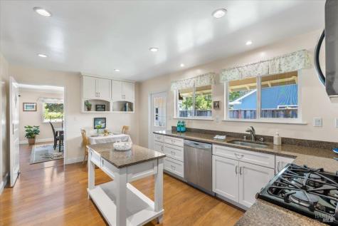 81 Temelec Circle Sonoma CA 95476