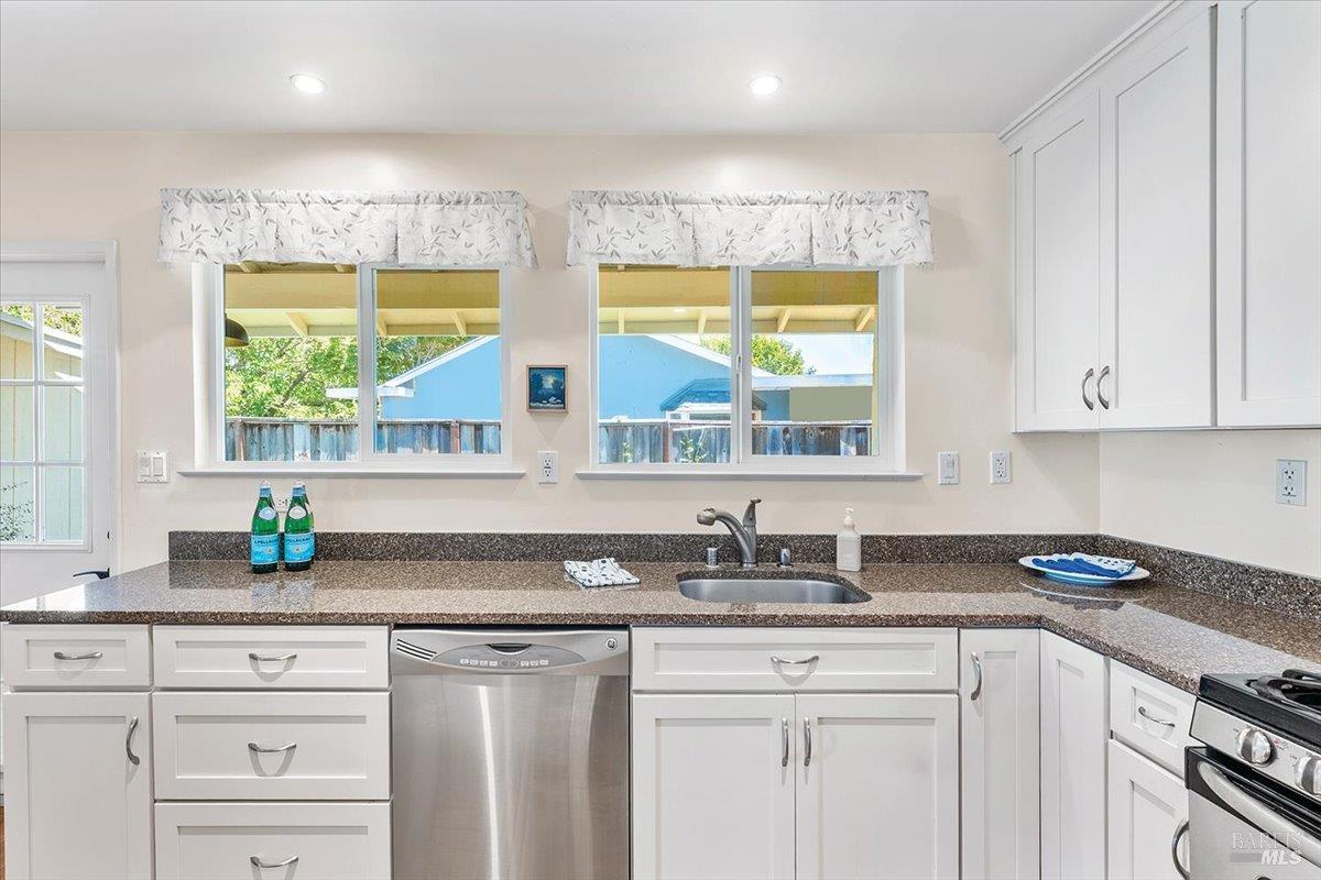 81 Temelec Circle Sonoma CA 95476