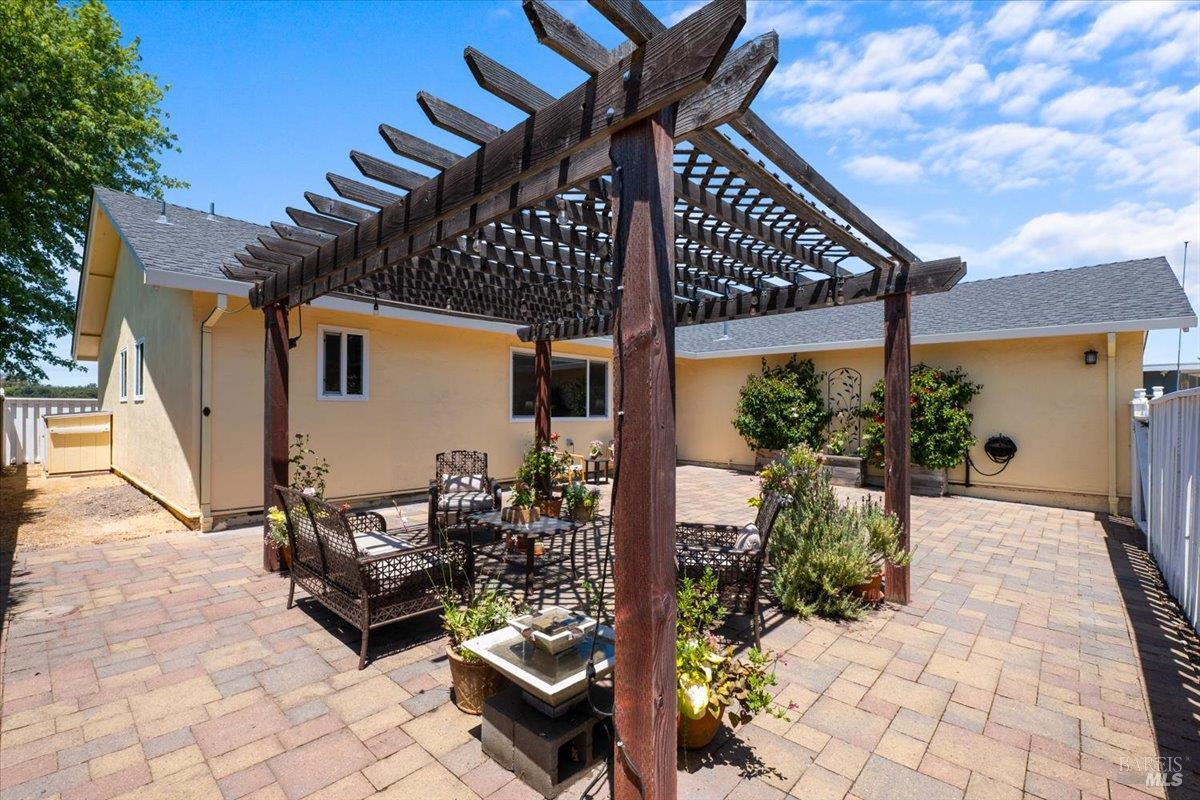 81 Temelec Circle Sonoma CA 95476
