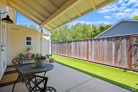 81 Temelec Circle Sonoma CA 95476