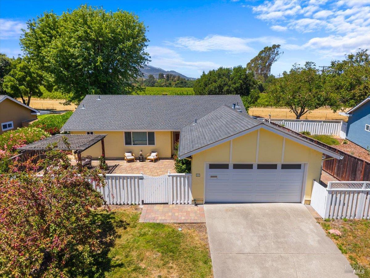 81 Temelec Circle Sonoma CA 95476