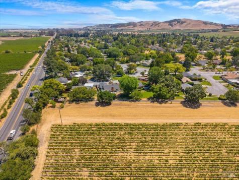 81 Temelec Circle Sonoma CA 95476