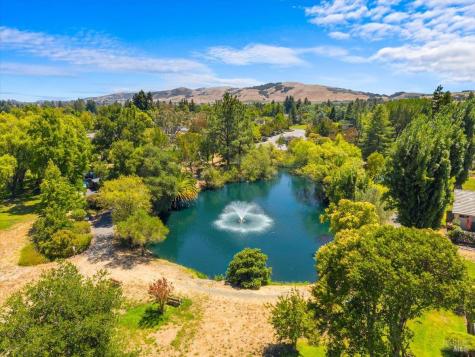 81 Temelec Circle Sonoma CA 95476